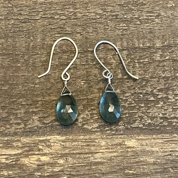 SOLD Moss Aquamarine Drop Earrings - Picture 1 of 3